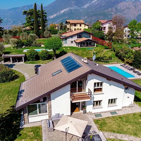 Sole Pool - By House Of Travelers Villa *